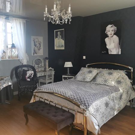 Villa Les Camelias Fontaine-lès-Vervins Eksteriør bilde