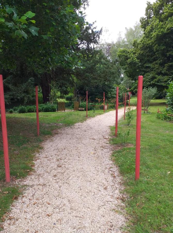 Villa Les Camelias Fontaine-lès-Vervins Eksteriør bilde